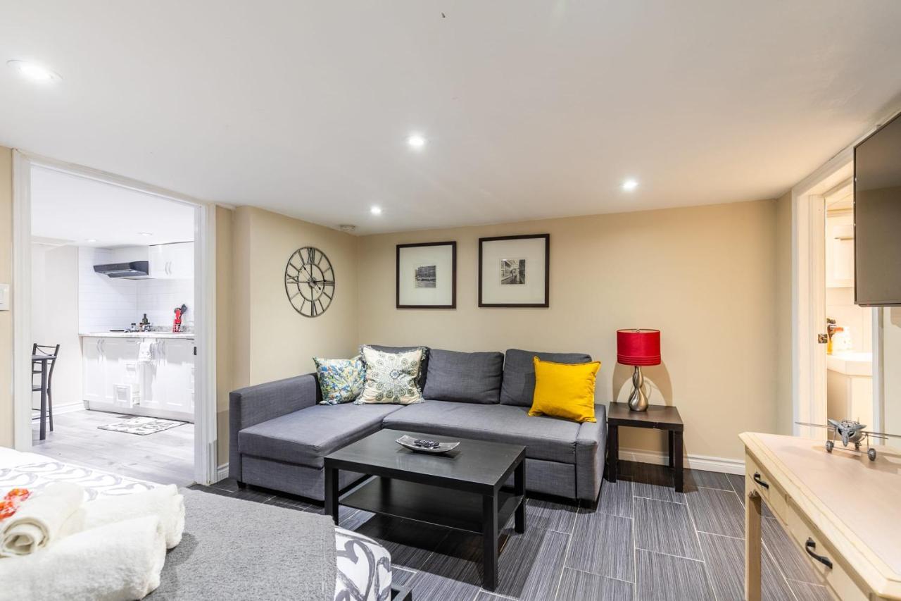 Newly Renovated - Cozy 1Br Apt With Netflix - Prime Location Toronto Extérieur photo